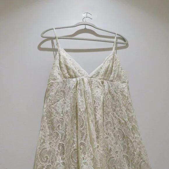elena gilbert white lace dress Elena Gilbert dress